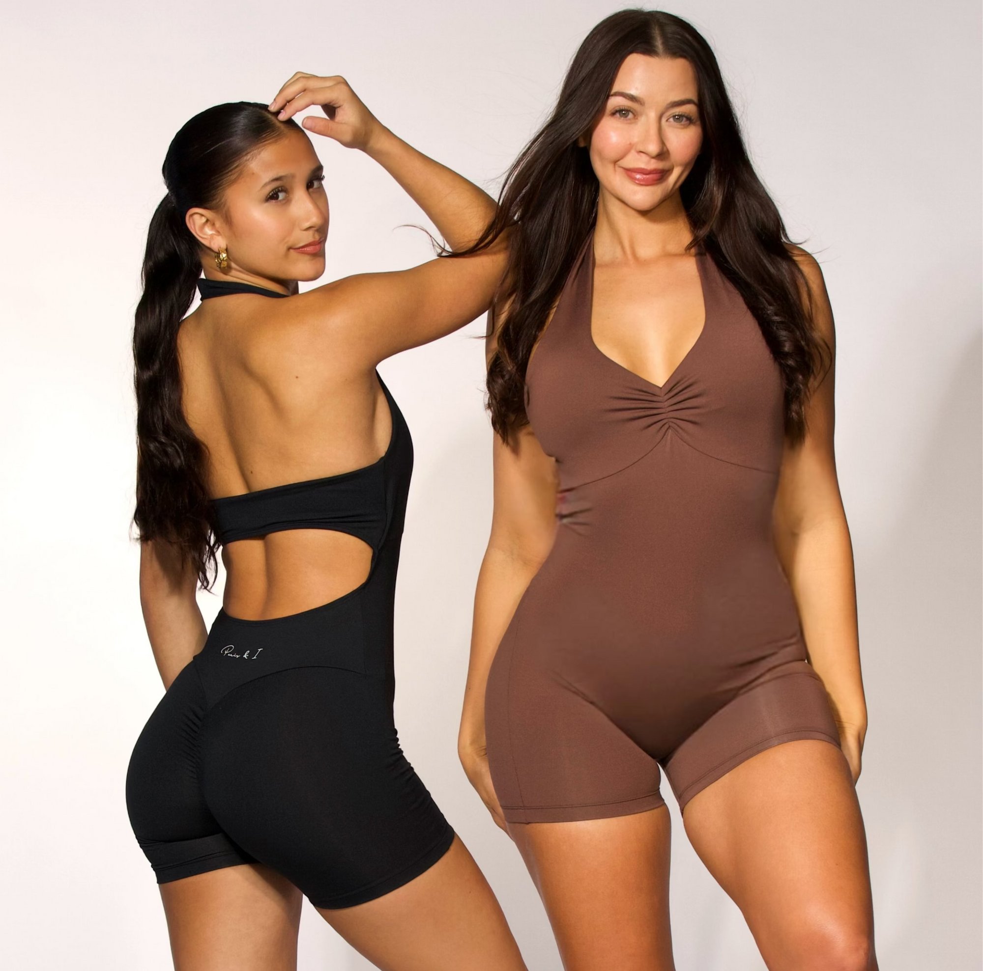 HALTER PLAYSUIT
