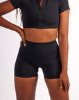 SCRUNCH SHORTS