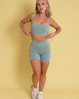 STRAPPY CROP