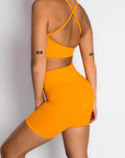CROSS OVER SCRUNCH SHORTS