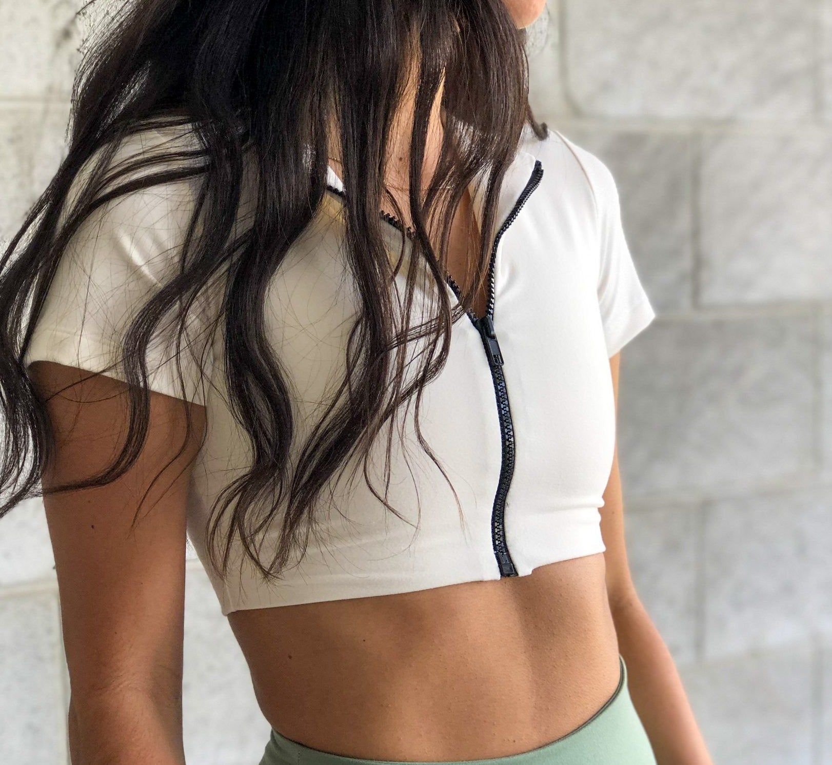 ZIPPED CROPPED TEE